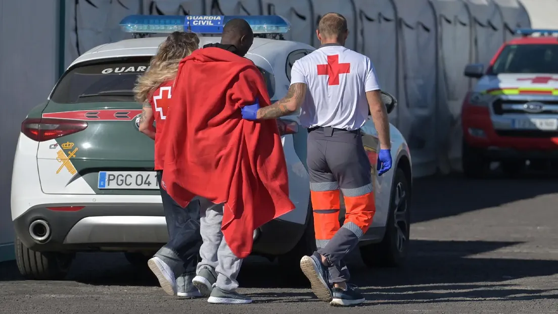 Una quinta patera eleva a 237 la cifra de inmigrantes llegados durante este viernes a las islas Canarias