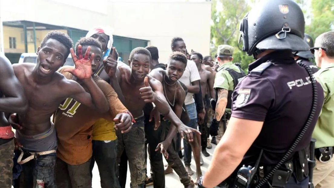 Policías y guardias civiles indignados por el acuerdo entre el Gobierno y Bildu ven traición y ataque a su operatividad