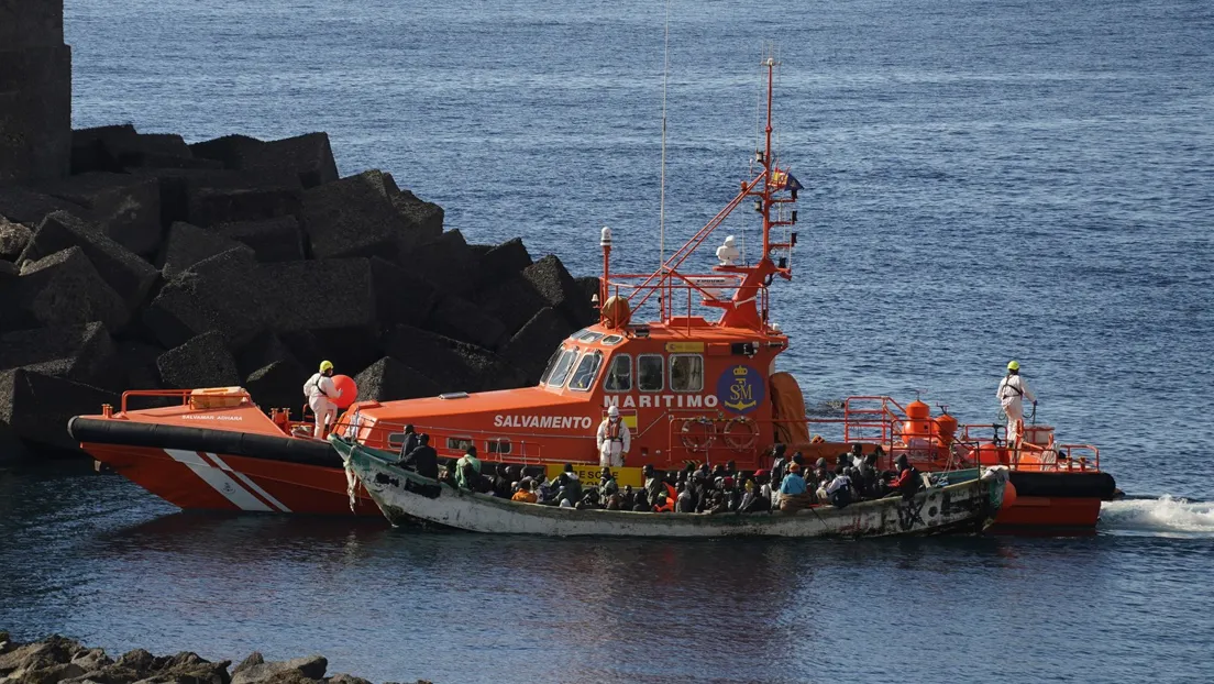 Tres nuevos cayucos llegan a Tenerife, El Hierro y La Gomera con un total de 171 inmigrantes