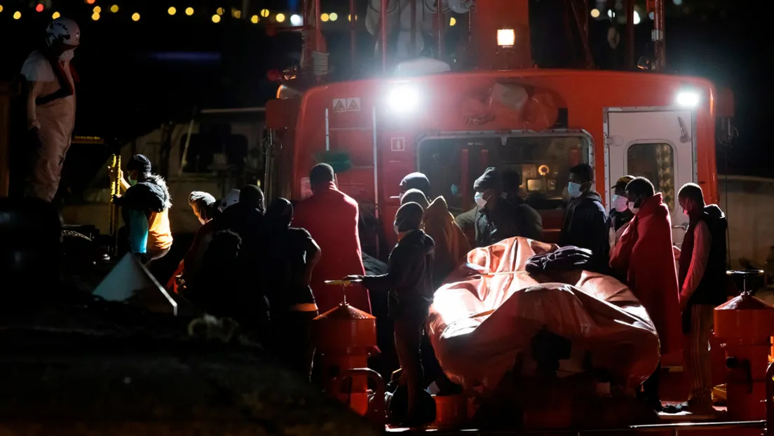 Un segundo cayuco con alrededor de 69 inmigrantes llega a El Hierro y la isla ya suma más de 140 inmigrantes este domingo