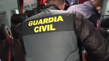 La Guardia Civil detiene a un magrebí por apuñalar en la ingle a su compañero de piso en Pollensa (Mallorca) - enero 2025