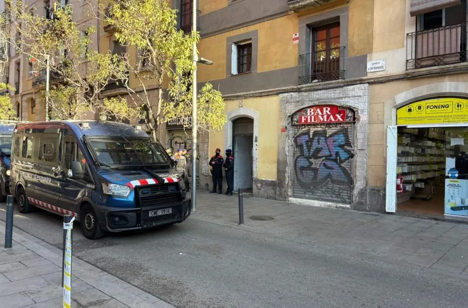 Siete detenciones y se han podido identificar varias mujeres