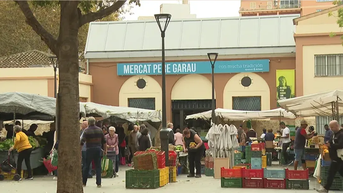 Un argelino con más de una veintena de antecedentes intentó robar a una guardia civil fuera de servicio en un mercado de Mallorca y después la agredió