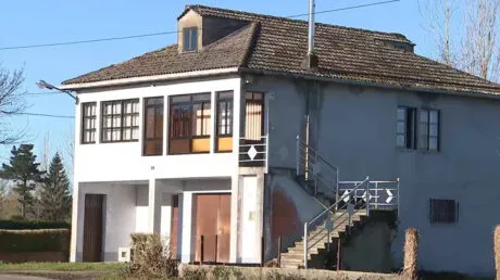 Un marroquí apuñala a su compañero de vivienda senegalés en Castro de Rey (Lugo) tras recriminarle que hacía ruido y no podía dormir - enero 2025