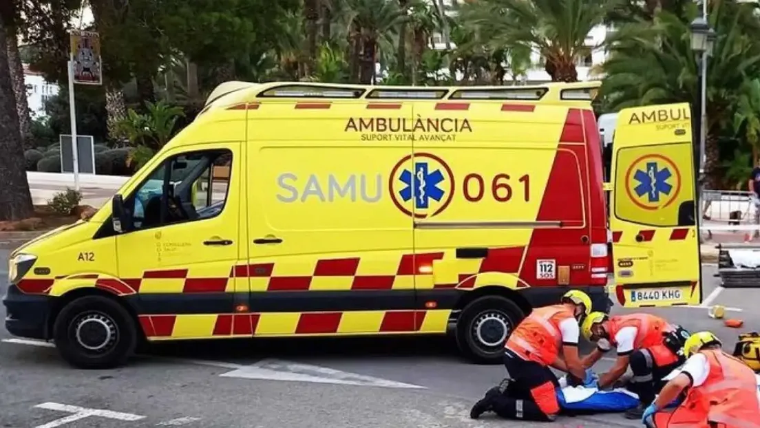 Un menor argelino de 13 años ingresado grave en la UCI tras practicarle un amigo la técnica del «mataleón» en Alicante