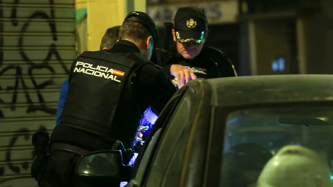 Un marroquí acuchilla a otro en la cara en plena calle de Torrent (Valencia) por un posible ajuste de cuentas