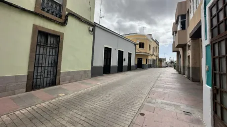 Un magrebí intenta allanar una vivienda en Telde (Gran Canaria) mientras sus moradores dormían de madrugada - febrero 2025