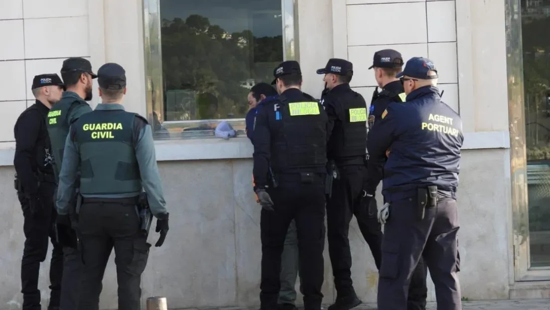 Detenido un marroquí por lanzar amenazas de muerte a transeúntes y policías en Mallorca