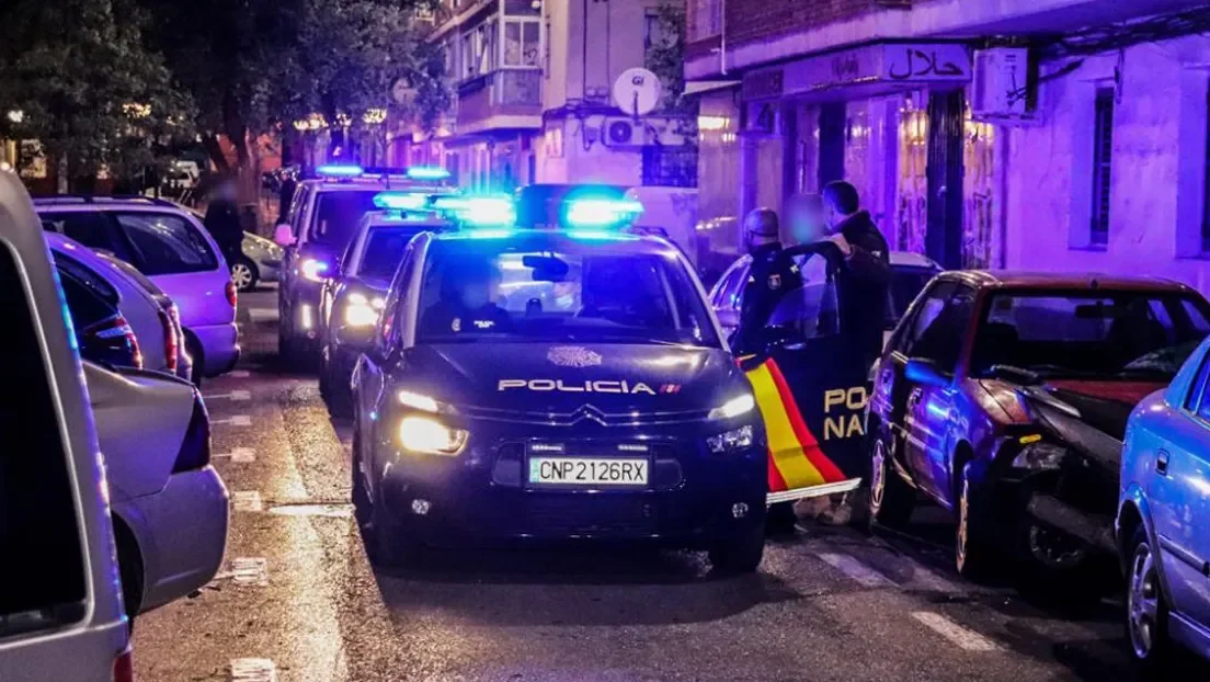 Batalla campal entre dos argelinos y dos griegos en Zaragoza: sillas y mesas volando junto con navajazos y botellazos