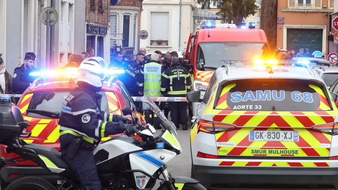 Un muerto y cinco agentes de policía heridos en un ataque con cuchillo perpetrado por un terrorista argelino en Mulhouse (Francia)