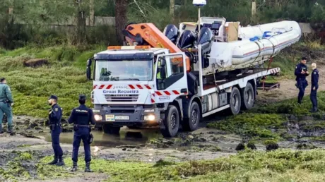 Doce individuos enfrentarán juicio en Galicia por fabricar narcolanchas para traficar hachís desde Marruecos - marzo 2025